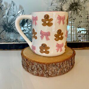 NEW Peppermint & Pink Gingerbread Man & Pink Bow Christmas Mug